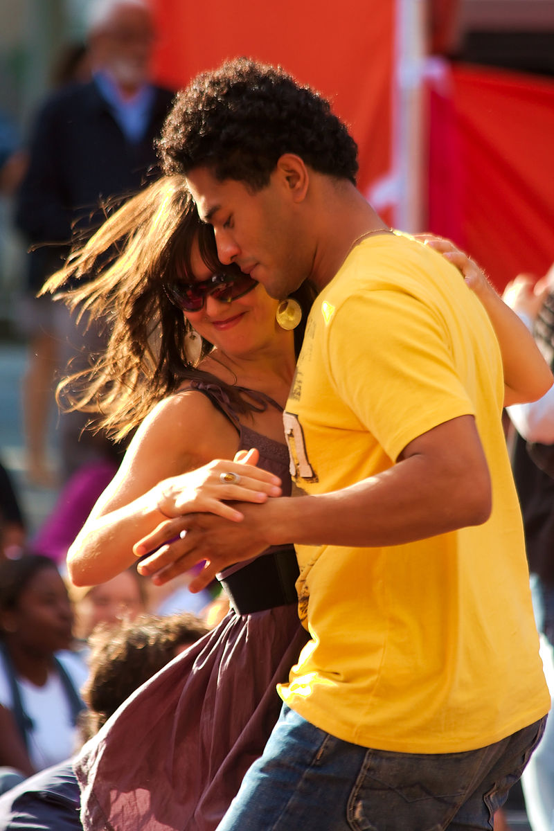 THE DOMINICAN MUSIC